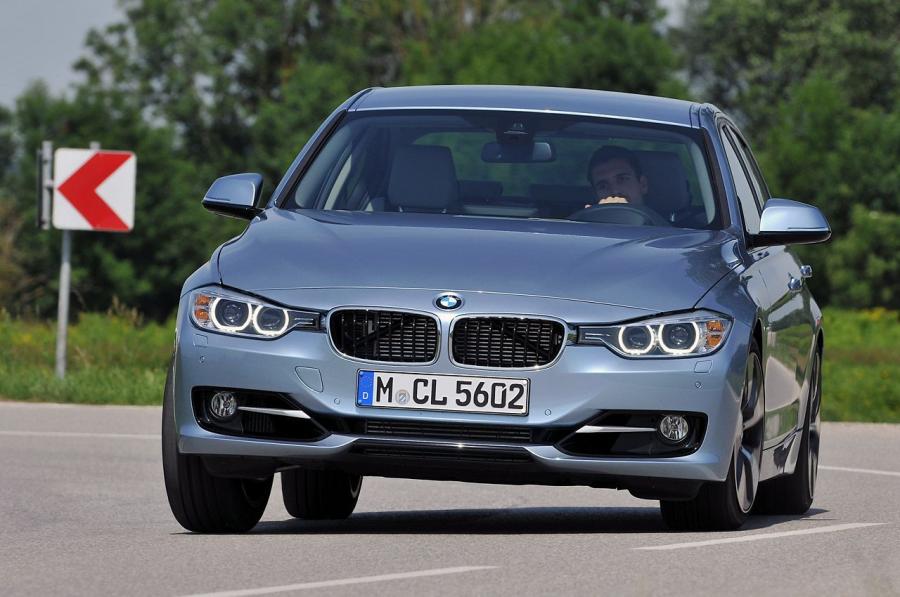  BMW ActiveHybrid 3 2013 года  (фото 40 из 43)